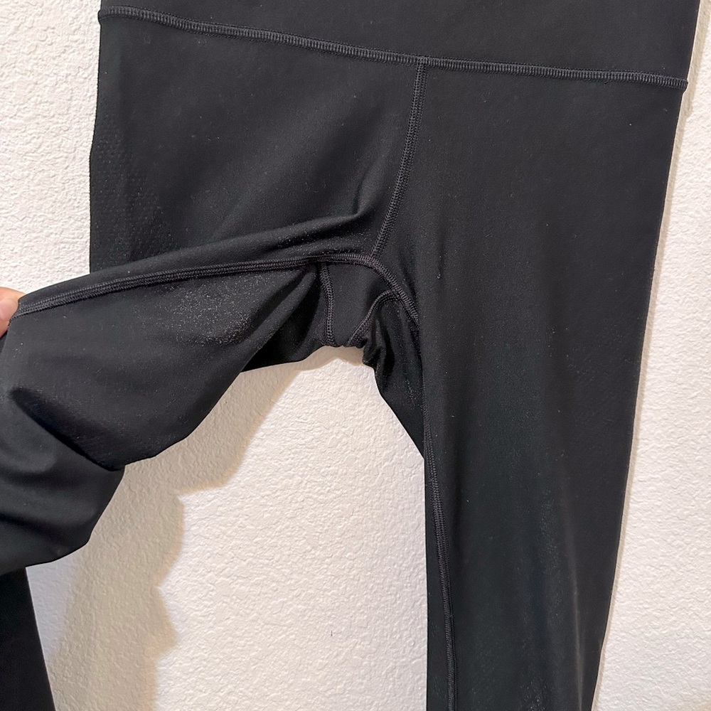 🏃🏻‍♀️RARE🏃🏻‍♀️LULULEMON Mapped Out High-Rise Tight 28" Black/Black Leggings - Picture 12 of 13
